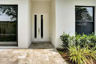 2517 Oceanview Ave E, Delray Beach, FL 33444 - Photo 3