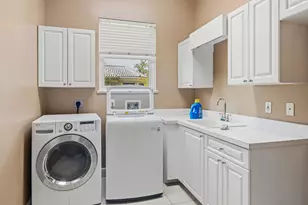 8480 Man O War Rd, Palm Beach Gardens, FL 33418 - Photo 47