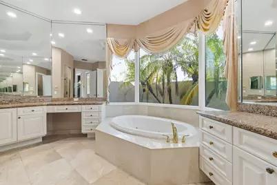 8480 Man O War Road, Palm Beach Gardens, FL 33418 - Photo 41