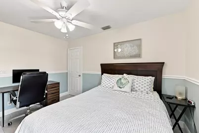 1121 Delray Lakes Drive, Delray Beach, FL 33444 - Photo 17
