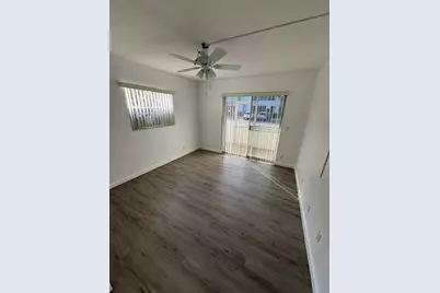 201 Brittany E, Delray Beach, FL 33446 - Photo 9