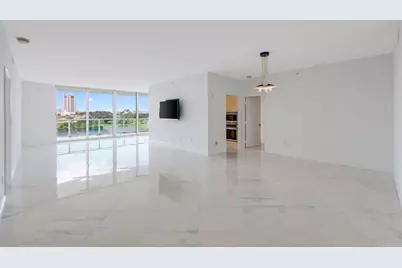 500 SE Mizner Boulevard #A404, Boca Raton, FL 33432 - Photo 5