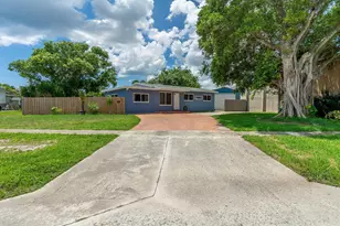 1446 W Drew St, Lantana, FL 33462 - Photo 1