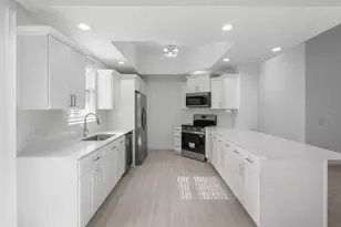 323 NW Bentley Cir, Port Saint Lucie, FL 34986 - Photo 13