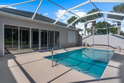 323 NW Bentley Circle, Port Saint Lucie, FL 34986 - Photo 31