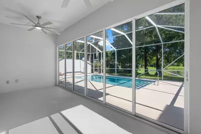 323 NW Bentley Circle, Port Saint Lucie, FL 34986 - Photo 27