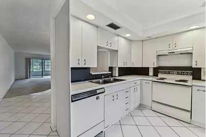 [Address not provided], Coconut Creek, FL 33066 - Photo 9