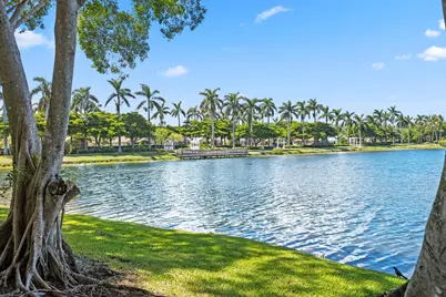 10761 Pelican Drive, Wellington, FL 33414 - Photo 19