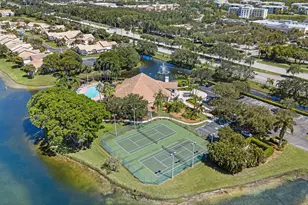 10761 Pelican Dr, Wellington, FL 33414 - Photo 17