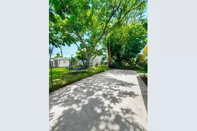 2711 NW 16 Street, Fort Lauderdale, FL 33311 - Photo 7