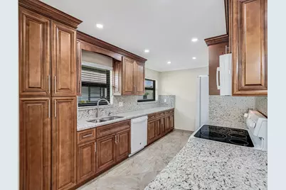 6210 Olivewood Circle, Greenacres, FL 33463 - Photo 19