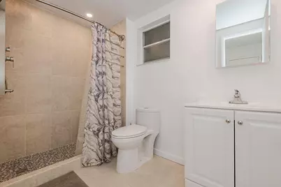 1000 NE 12th Avenue #104, Hallandale Beach, FL 33009 - Photo 19