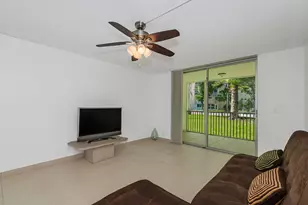 1000 NE 12th Ave, Hallandale Beach, FL 33009 - Photo 9