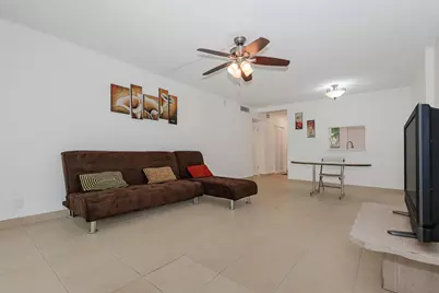 1000 NE 12th Avenue #104, Hallandale Beach, FL 33009 - Photo 5