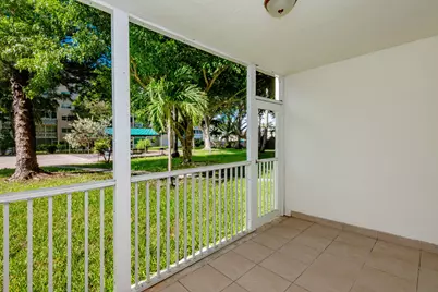 1000 NE 12th Avenue #104, Hallandale Beach, FL 33009 - Photo 21