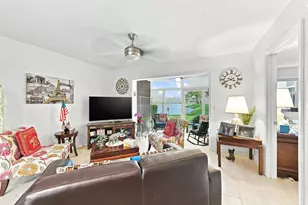 10382 NW 24th Pl, Sunrise, FL 33322 - Photo 11