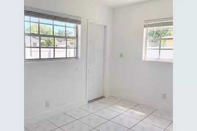 141 NW 4th Avenue #3, Dania Beach, FL 33004 - Photo 3