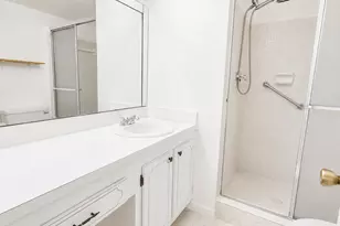 3051 Sunrise Lakes Dr E, Sunrise, FL 33322 - Photo 5