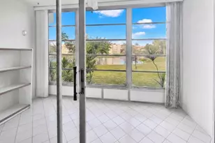 3051 Sunrise Lakes Dr E, Sunrise, FL 33322 - Photo 9