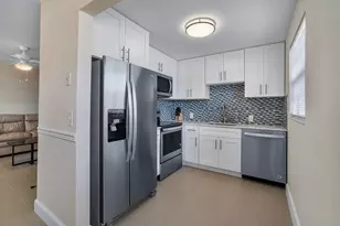 224 Fanshaw F, Boca Raton, FL 33434 - Photo 3