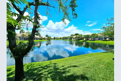 8149 Madison Lakes Circle S, Davie, FL 33328 - Photo 1