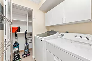 2541 N Nob Hill Rd, Sunrise, FL 33322 - Photo 15