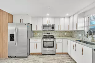 3051 NE 48th St, Fort Lauderdale, FL 33308 - Photo 25