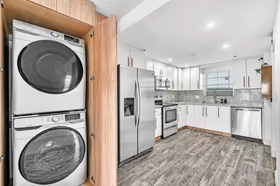 3051 NE 48th Street #301, Fort Lauderdale, FL 33308 - Photo 23