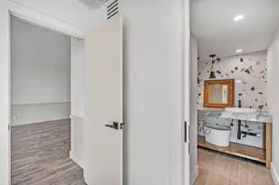 3051 NE 48th St, Fort Lauderdale, FL 33308 - Photo 19