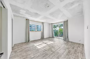 3051 NE 48th St, Fort Lauderdale, FL 33308 - Photo 9