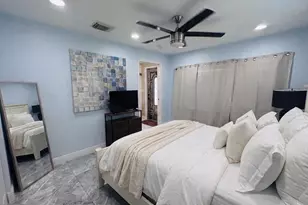 3718 Coconut Rd, Palm Springs, FL 33461 - Photo 13