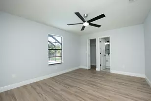 1898 SW Lofgren Ave, Port Saint Lucie, FL 34953 - Photo 25