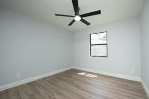 1898 SW Lofgren Ave, Port Saint Lucie, FL 34953 - Photo 23