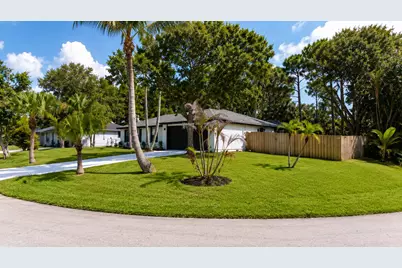 1898 SW Lofgren Avenue, Port Saint Lucie, FL 34953 - Photo 3