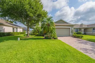 3153 Ashford Square, Vero Beach, FL 32966 - Photo 1
