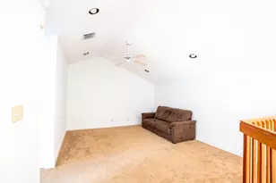 8429 NW 78th Ct, Tamarac, FL 33321 - Photo 9