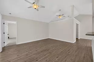 3007 Bent Pine Dr, Fort Pierce, FL 34951 - Photo 7