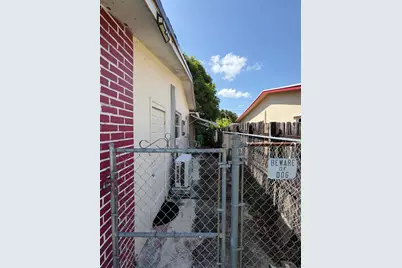 6600 NW 24th Court, Sunrise, FL 33313 - Photo 13