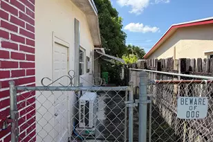 6600 NW 24th Ct, Sunrise, FL 33313 - Photo 13