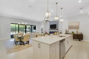 540 SE Villandry Way, Port Saint Lucie, FL 34984 - Photo 7