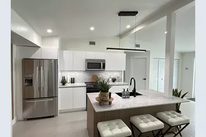2490 Andros Lane, Fort Lauderdale, FL 33312 - Photo 9