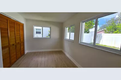 303 SW 33rd Terrace, Deerfield Beach, FL 33442 - Photo 5