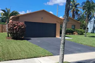 9321 NW 43rd Manor S, Sunrise, FL 33351 - Photo 3