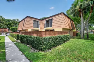 503 Buttonwood Ln, Boynton Beach, FL 33436 - Photo 1