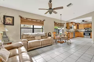 108 Lexington Dr, Royal Palm Beach, FL 33411 - Photo 21