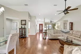 108 Lexington Dr, Royal Palm Beach, FL 33411 - Photo 3