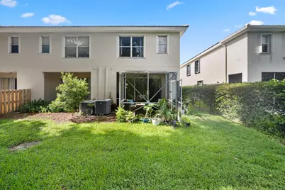 9037 Tremezzo Lane, Boynton Beach, FL 33472 - Photo 35