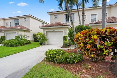 9037 Tremezzo Lane, Boynton Beach, FL 33472 - Photo 3