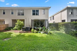 9037 Tremezzo Ln, Boynton Beach, FL 33472 - Photo 33