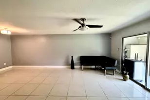 12600 SW 5th Ct, Pembroke Pines, FL 33027 - Photo 13